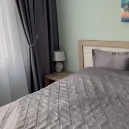 Admiral Plaza 公寓