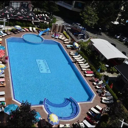Admiral Plaza *