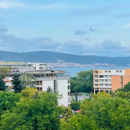 Apartment Admiral Plaza